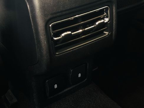 Used 2023 Lincoln Corsair AWD w/ Equipment Group 101A image 34