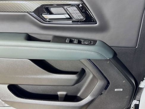 New 2026 GMC Yukon XL AT4 w/ AT4 Premium Plus Package AWD/4WD image 16