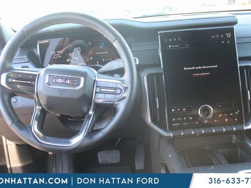 Used 2025 GMC Acadia Elevation image 13