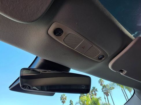 Used 2022 Tesla Model 3 image 39