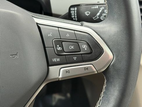 Used 2021 Volkswagen Atlas SE w/ Panoramic Sunroof Package FWD image 34