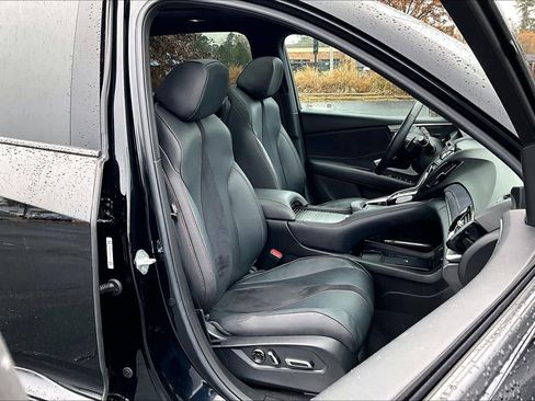 Used 2023 Acura RDX A-Spec image 9