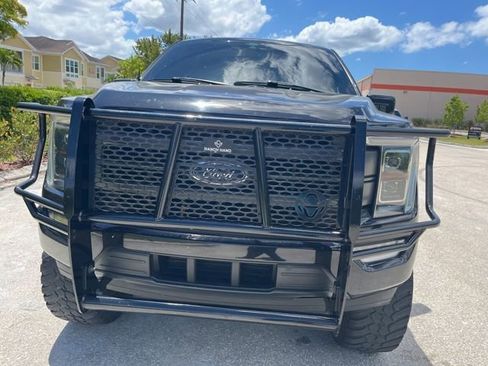 Used 2021 Ford F150 Lariat w/ Equipment Group 502A High AWD/4WD image 2