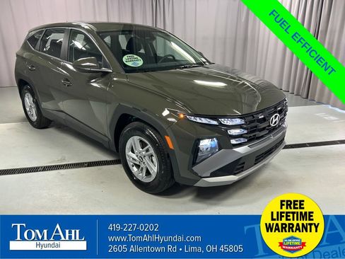 Used 2026 Hyundai Tucson SE FWD image 1