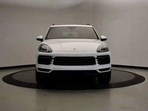 Used 2023 Porsche Cayenne image 10