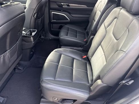 Used 2021 Kia Telluride EX w/ EX Premium Package image 17