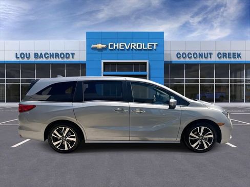 Used 2023 Honda Odyssey Touring image 9