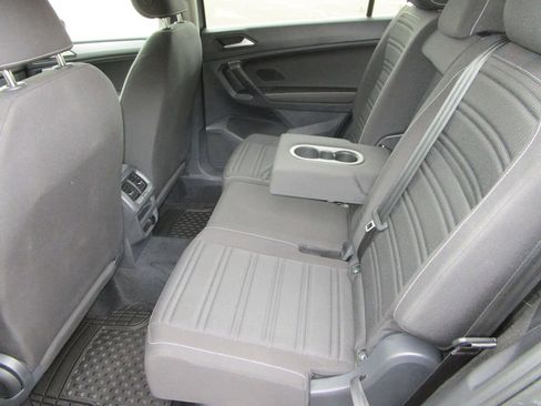 Used 2024 Volkswagen Tiguan S image 17