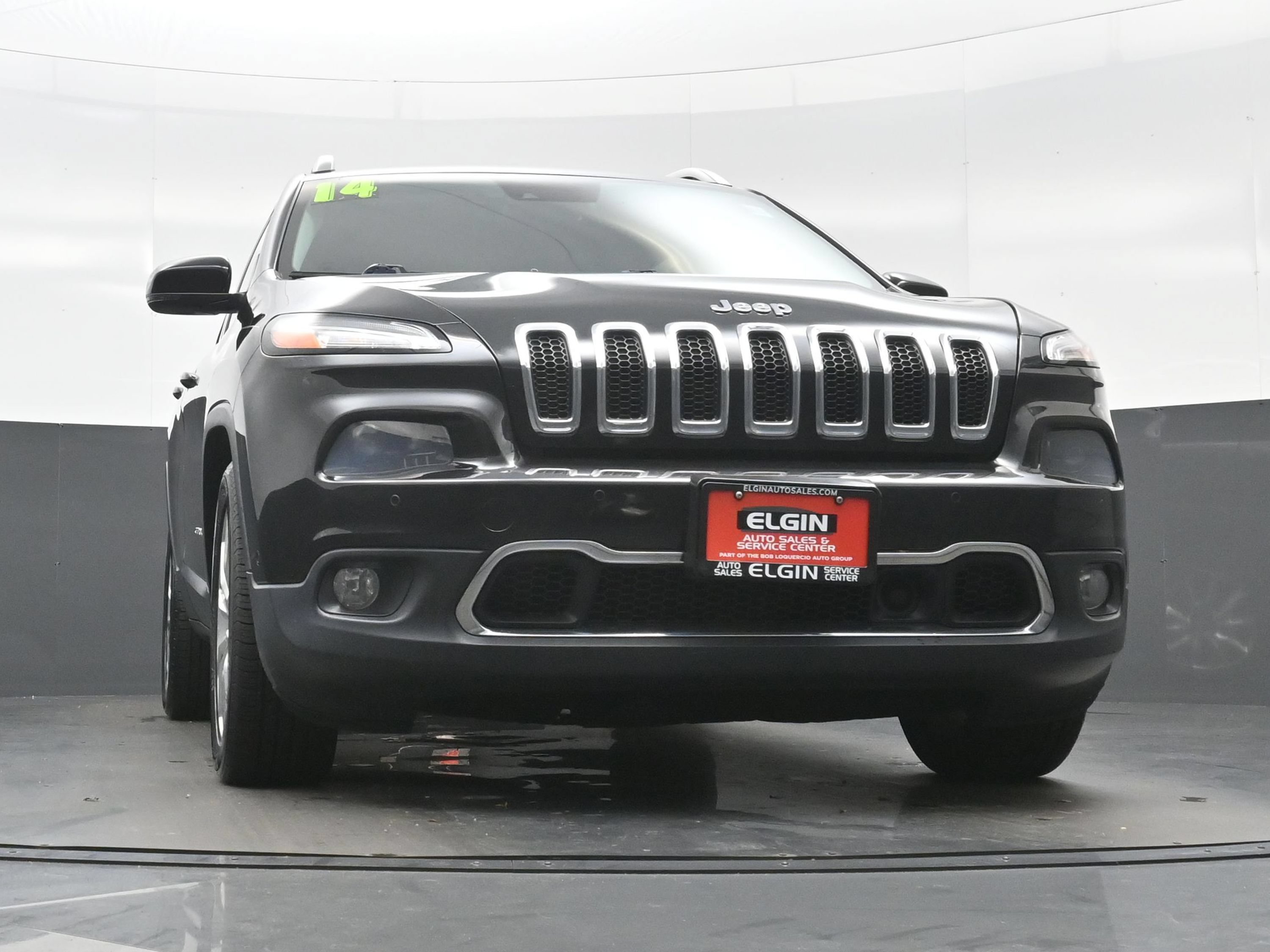 Used 2014 Jeep Cherokee Limited w/ Technology Group FWD image 32
