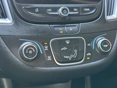 Certified 2024 Chevrolet Malibu LS image 25