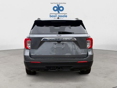 Used 2022 Ford Explorer XLT w/ Class IV Trailer Tow Package image 5