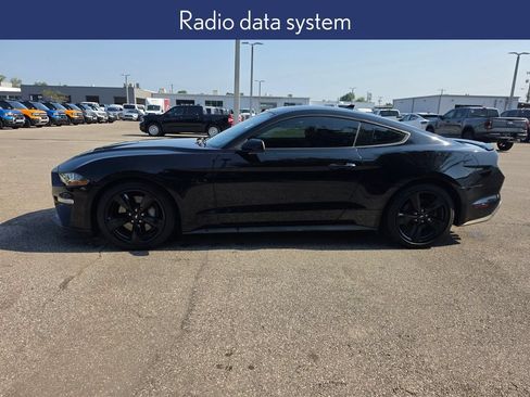 Used 2021 Ford Mustang GT Premium w/ Black Accent Package RWD image 10