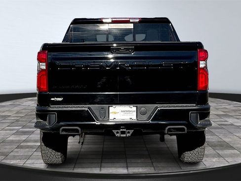 Used 2024 Chevrolet Silverado 1500 LT Trail Boss w/ Convenience Package II image 4