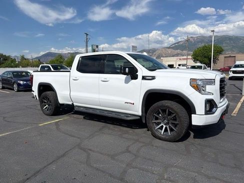 Used 2021 GMC Sierra 1500 AT4 w/ AT4 Premium Package AWD/4WD image 3