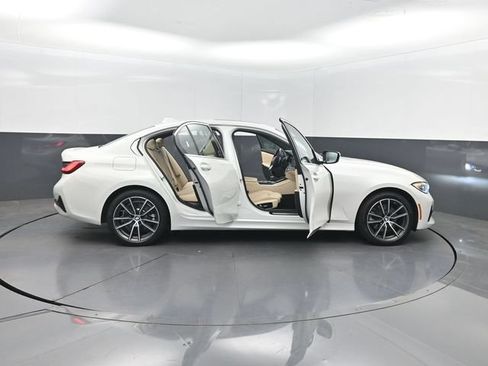Used 2021 BMW 330i xDrive Sedan AWD/4WD image 39