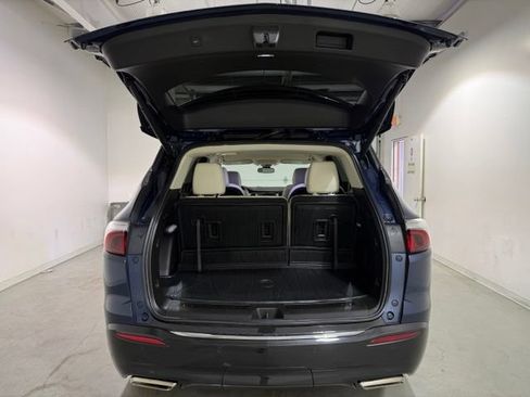 Certified 2023 Buick Enclave Essence FWD image 8