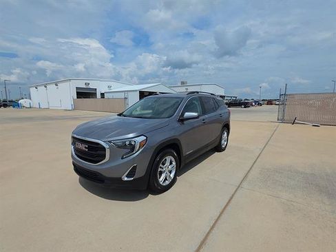 Used 2021 GMC Terrain SLE w/ Driver Convenience Package FWD image 1