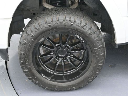 Used 2020 RAM 1500 Laramie w/ Sport Appearance Package image 37