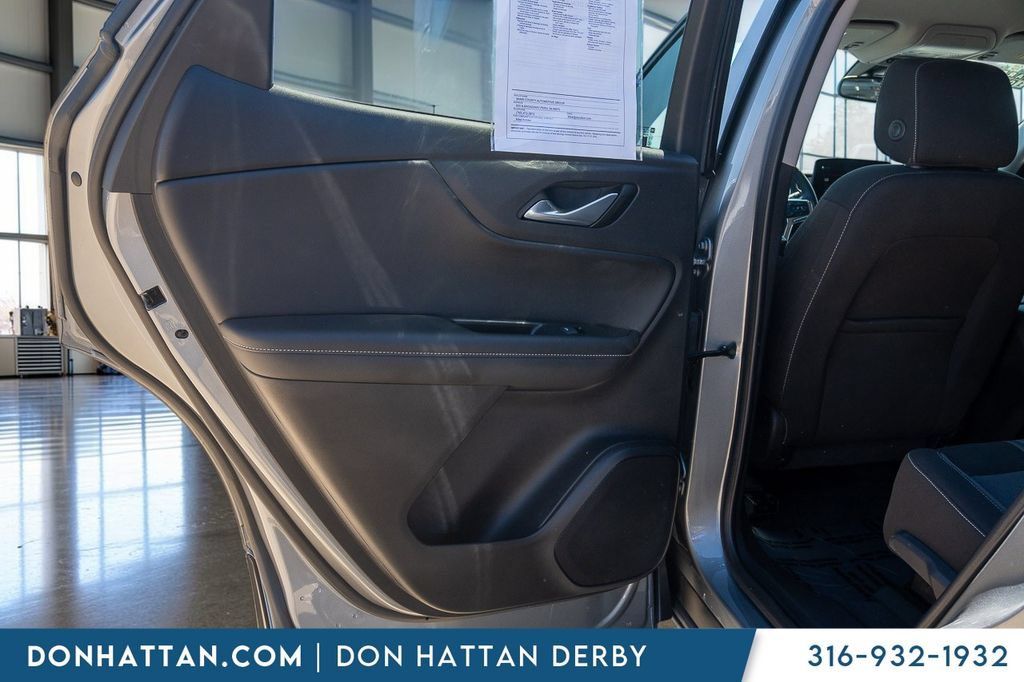 Used 2023 Chevrolet Blazer LT w/ Convenience Package FWD image 20