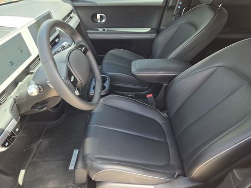 Used 2024 Hyundai Ioniq 5 Limited RWD image 8