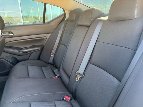 Used 2022 Nissan Altima 2.5 SV image 15