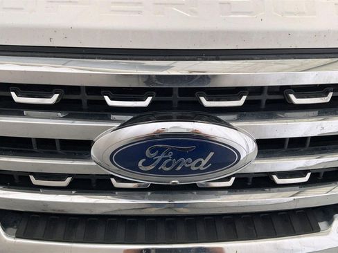 Used 2026 Ford F250 Lariat w/ Chrome Package image 27