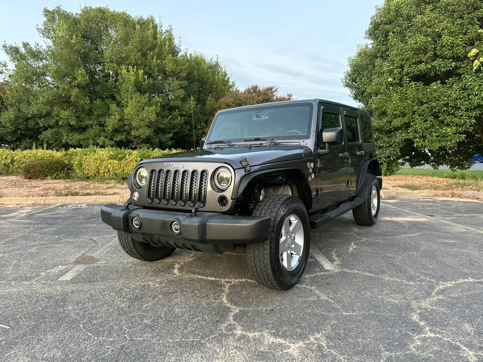 Used 2016 Jeep Wrangler Unlimited Sport w/ Quick Order Package 24S AWD/4WD image 3