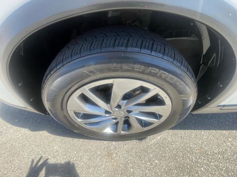Used 2014 Nissan Rogue SL AWD/4WD image 19