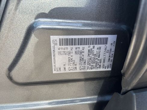 Used 2025 Nissan Rogue SV AWD/4WD image 31