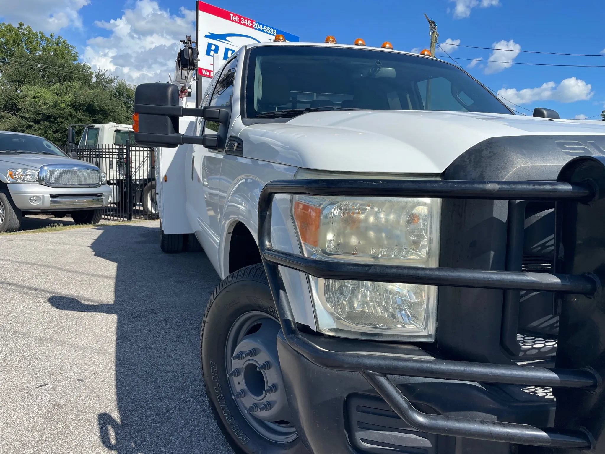 Used 2012 Ford F350 XL w/ PWR Equipment Group RWD image 3