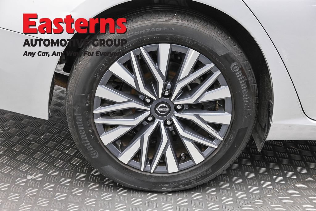 Used 2024 Nissan Altima 2.5 SV FWD image 31