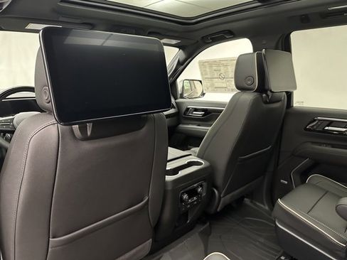 New 2026 Chevrolet Tahoe Premier image 12