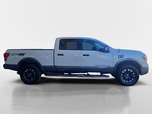 Used 2019 Nissan Titan PRO-4X w/ Pro-4x Convenience Package AWD/4WD image 7