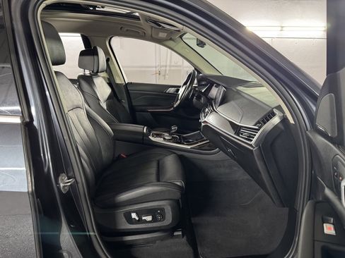 Used 2019 BMW X7 xDrive40i w/ Premium Package image 55