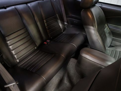 Used 2004 Ford Mustang GT Premium RWD image 25