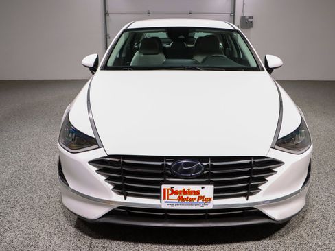 Used 2021 Hyundai Sonata SE FWD image 4