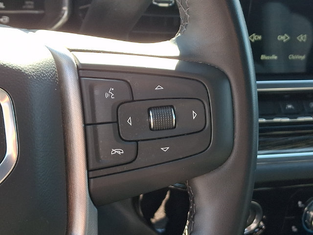 Used 2024 GMC Sierra 1500 Elevation w/ LPO, Elevation Black Package AWD/4WD image 8