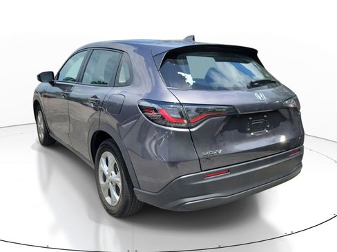 Used 2025 Honda HR-V LX image 4