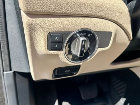 Used 2018 Mercedes-Benz GLA 250 4MATIC image 26