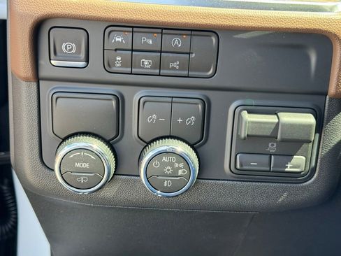 New 2026 Chevrolet Tahoe High Country RWD image 38