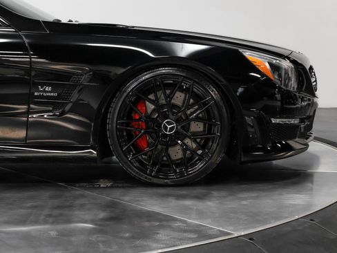 Used 2015 Mercedes-Benz SL 63 AMG w/ Driver Assistance Package image 17