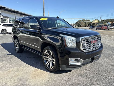 Used 2018 GMC Yukon Denali w/ Denali Ultimate Package image 7