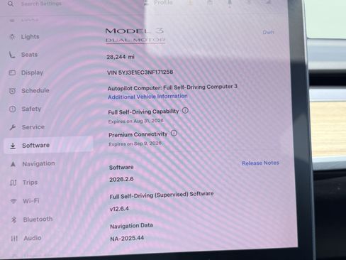 Used 2022 Tesla Model 3 Performance AWD/4WD image 3