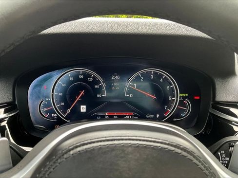 Used 2018 BMW 540i w/ M Sport Package RWD image 18