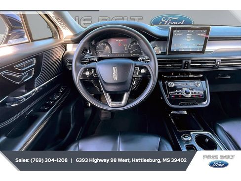 Used 2022 Lincoln Corsair FWD image 6