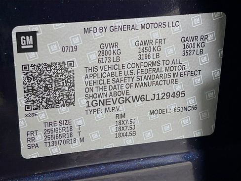 Used 2020 Chevrolet Traverse LT w/ Driver Confidence II Package image 32