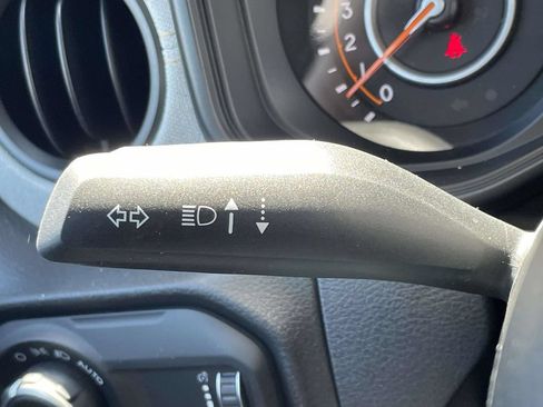 Used 2026 Jeep Gladiator Sport AWD/4WD image 31