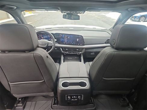 Used 2026 Chevrolet Tahoe RST w/ Comfort Package image 21