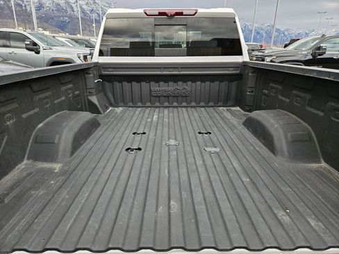 Used 2023 Chevrolet Silverado 2500 High Country image 30
