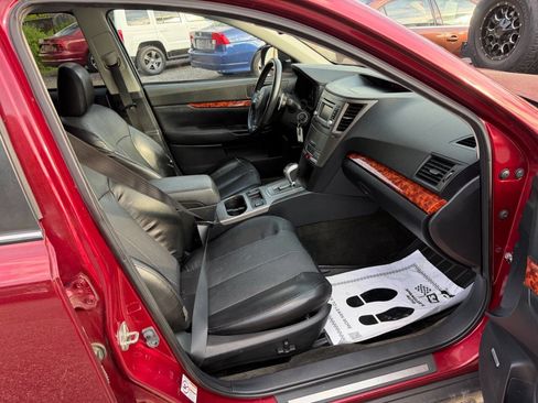 Used 2012 Subaru Outback 2.5i Limited AWD/4WD image 29